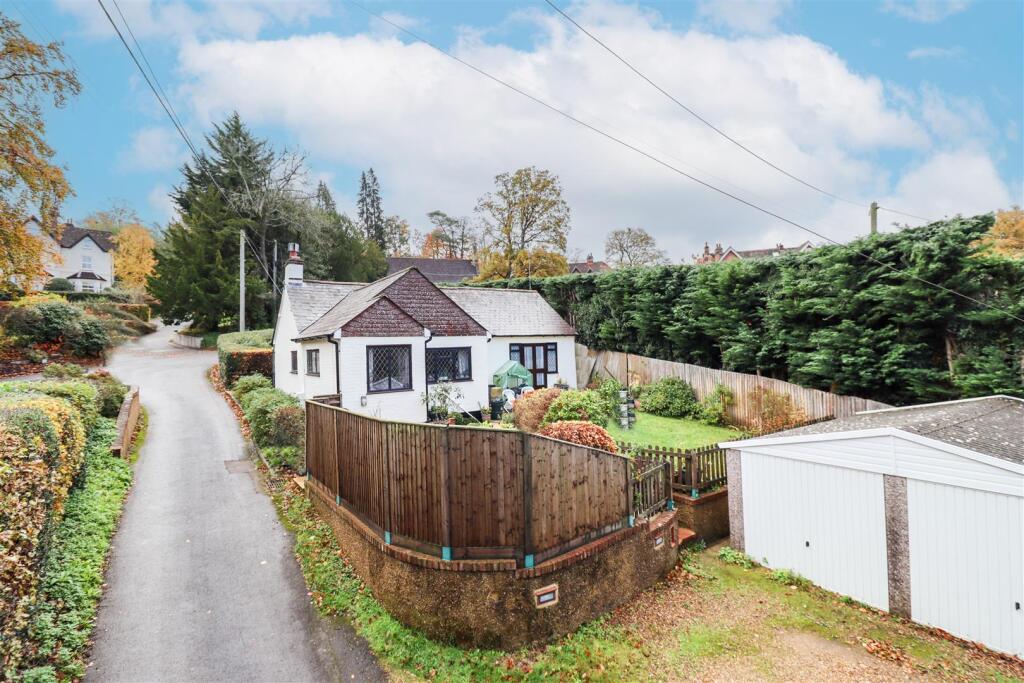 Main image of property: School Lane, Ewshot, Farnham