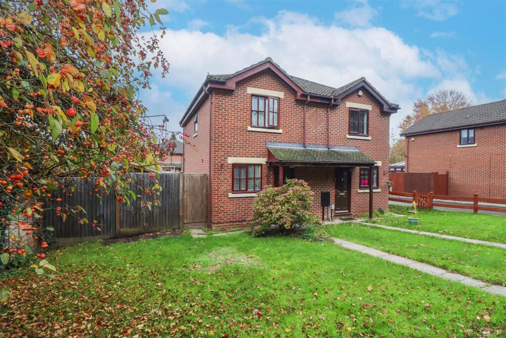 Main image of property: Aldershot Road, Fleet