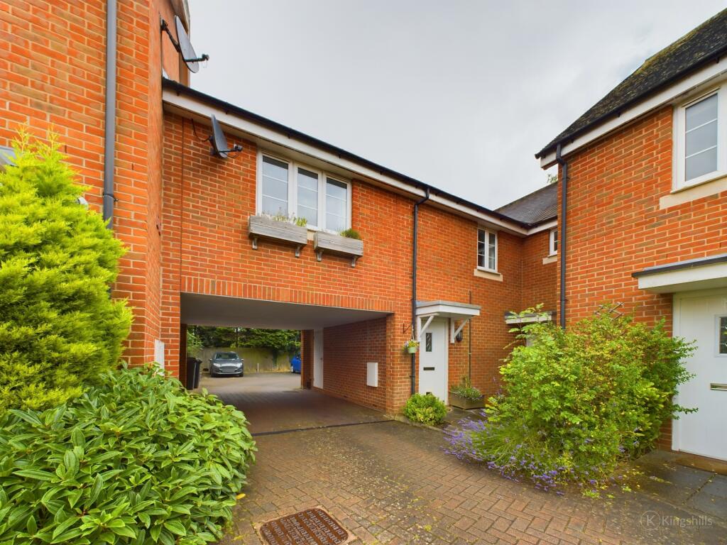 Main image of property: Milton Place, High Wycombe, Buckinghamshire