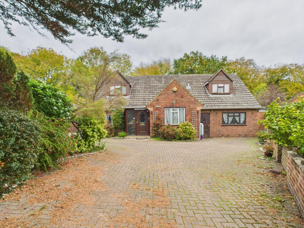 Main image of property: Wilfrids Wood Close, Flackwell Heath, High Wycombe, Buckinghamshire, HP10 9LJ