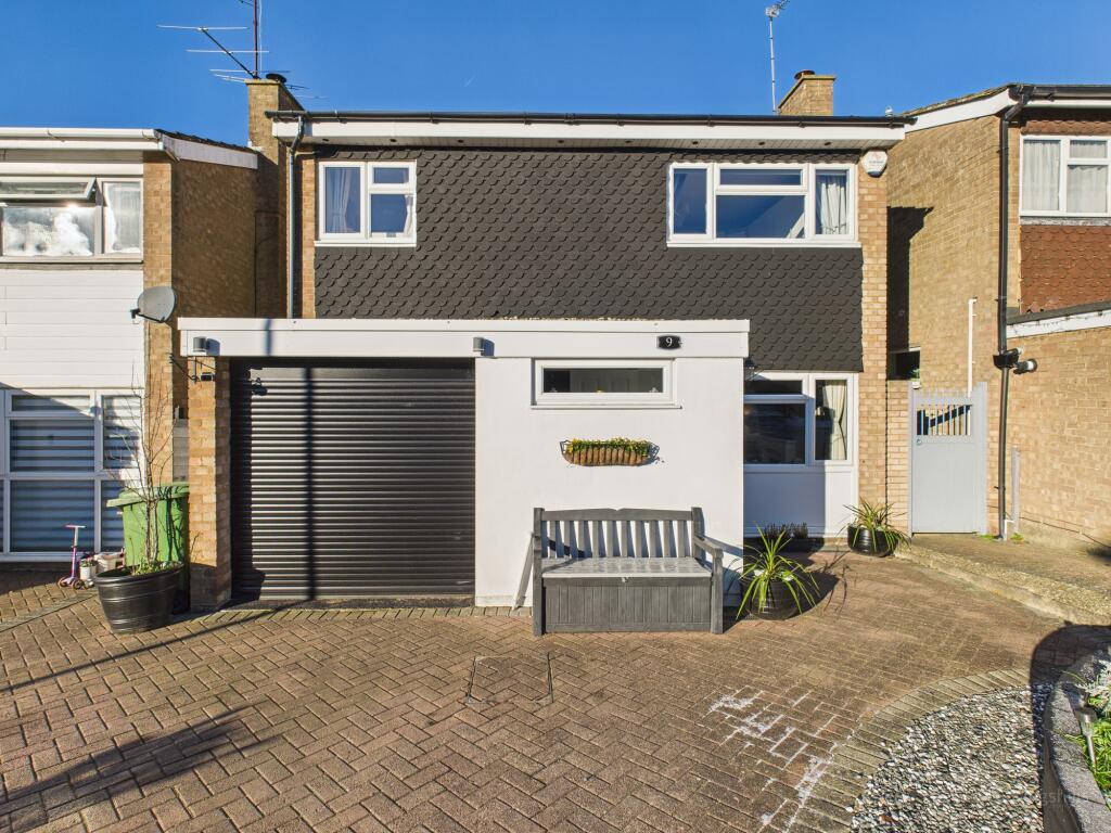 Main image of property: Nightingale Close, Hazlemere, Buckinghamshire, HP15 7JZ