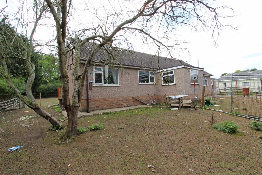 3 bedroom house for sale in Glascoed Road, St. Asaph, LL17