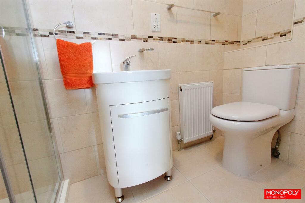 3 bedroom mews property for sale in Prion Road, Denbigh, LL16