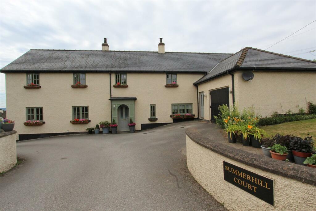 3 bedroom house for sale in Summerhill Court, Tremeirchion, St. Asaph, LL17