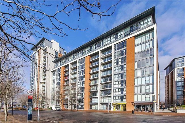2 bedroom apartment for rent in Adriatic Apartment, Western Gateway, Royal Victoria Docks, London, E16 1BS, E16