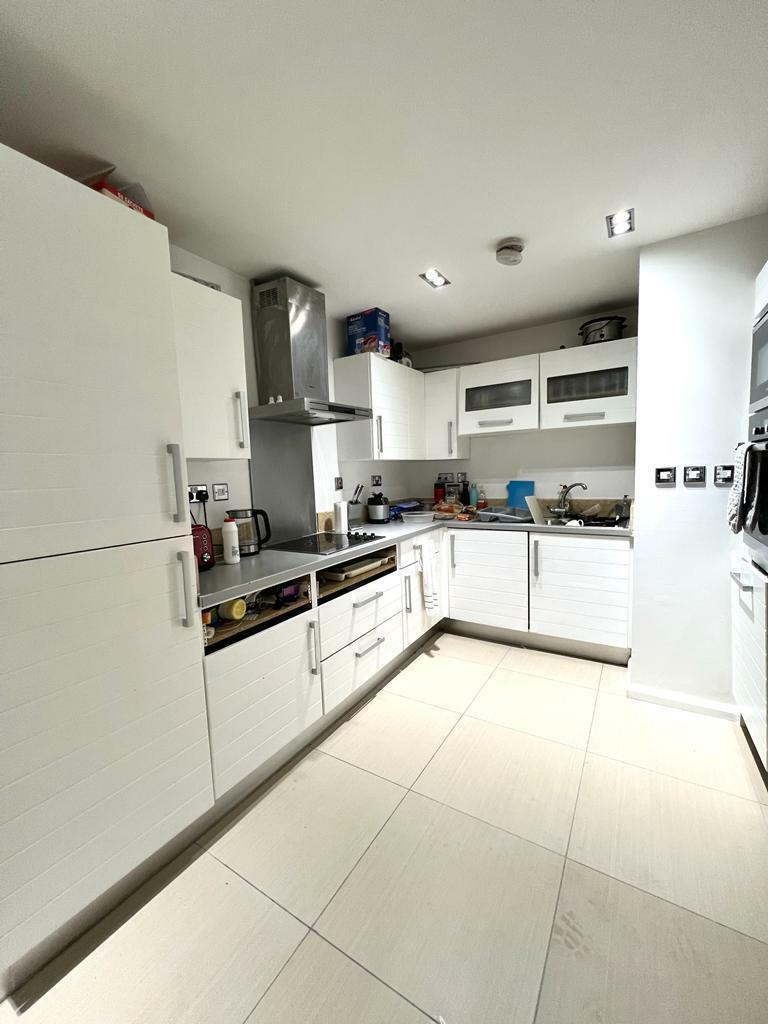 2 bedroom flat for rent in City Tower, 3 Limeharbour, Canary Wharf