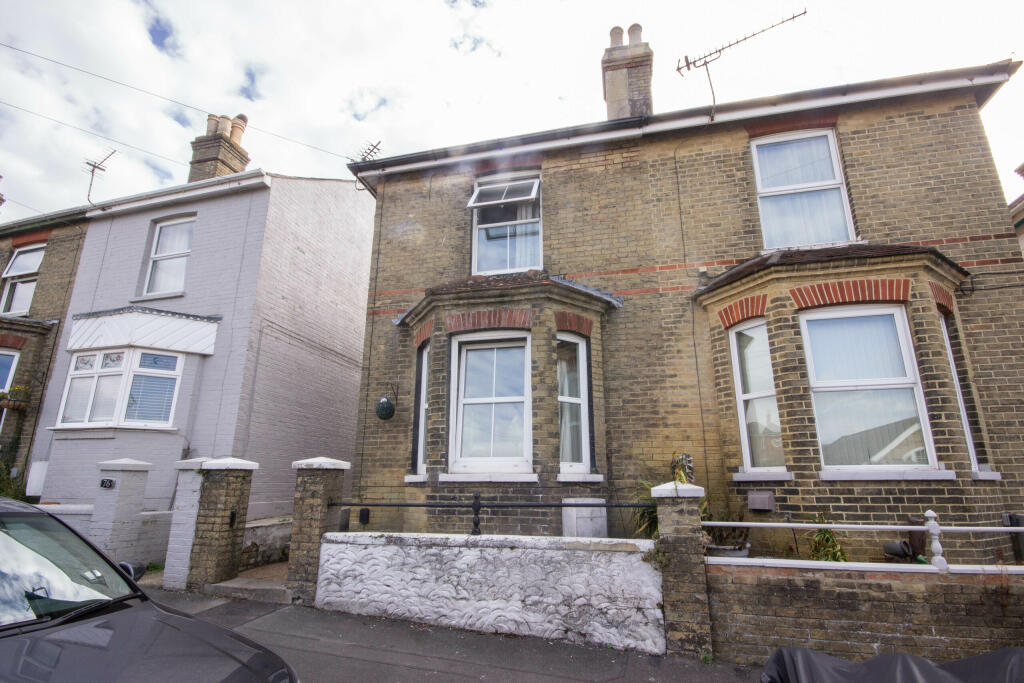 Main image of property: Osborne Road, East Cowes,