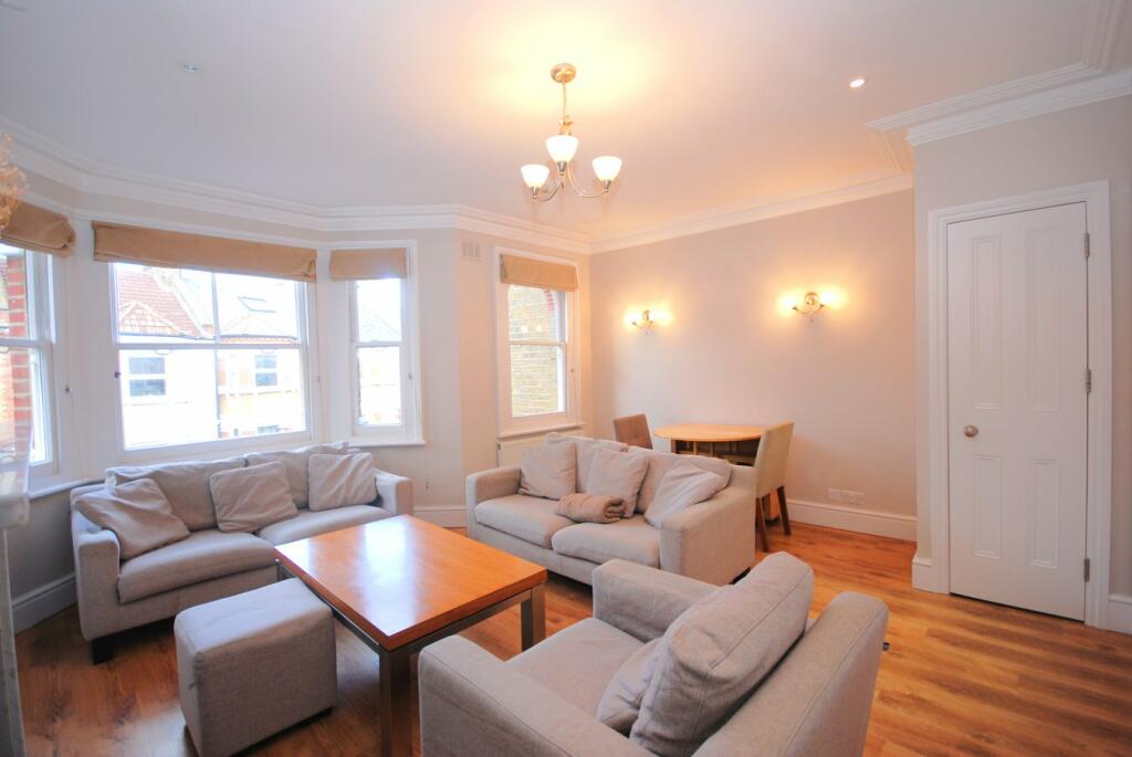 2 bedroom flat for rent in Handforth Road, Oval, SW9