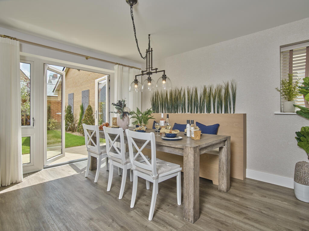 Main image of property: Rawreth Lane,
Rayleigh,
Essex,
SS6 9RH