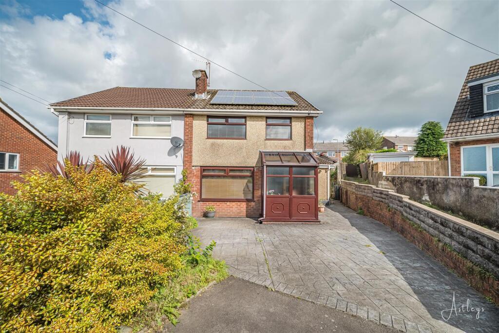 Main image of property: Heol Celyn, Neath