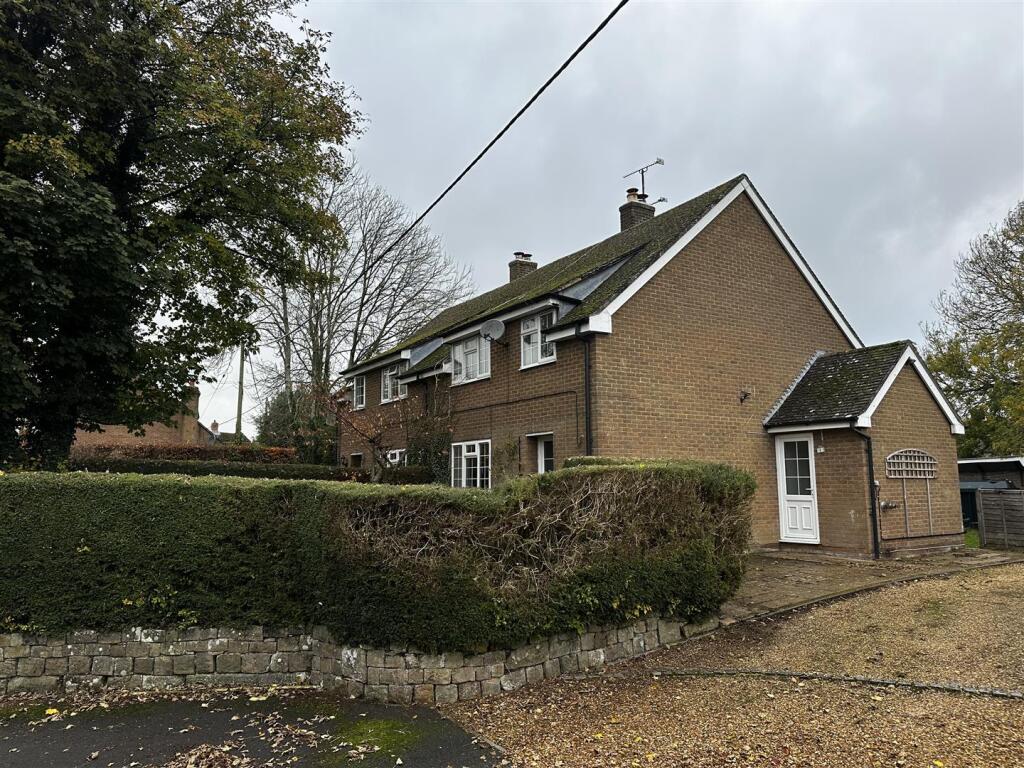 Main image of property: South Street, Avebury Trusloe, Marlborough