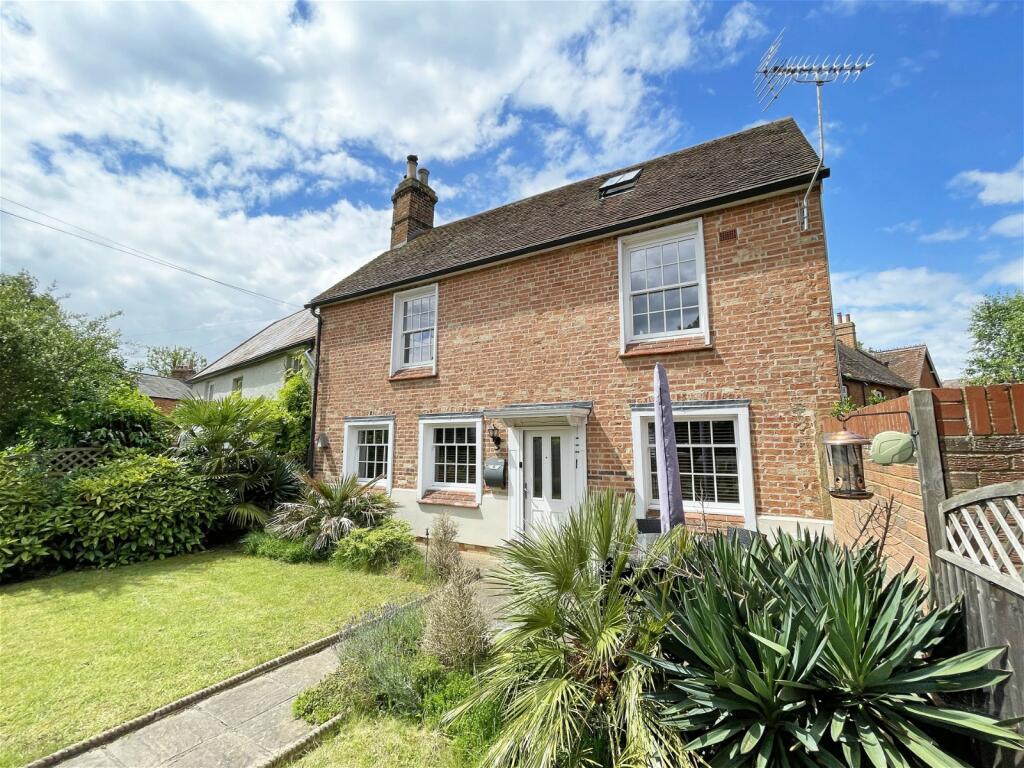 3 bedroom cottage for sale in Broad Street, Clifton, Shefford, SG17 5RJ