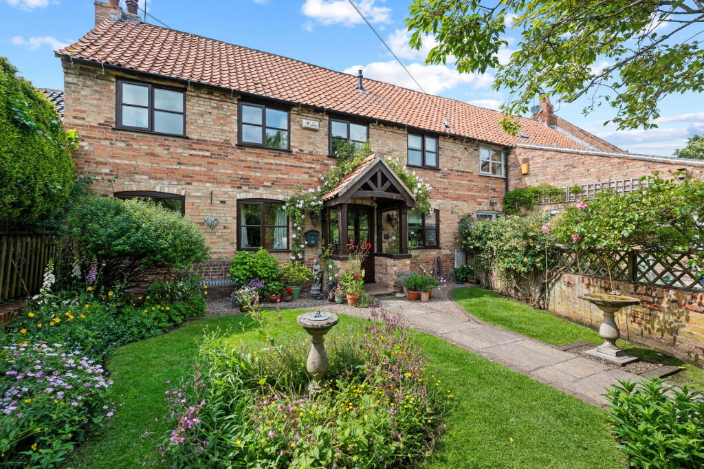 Main image of property: Wrens Lodge, Hill Road, Orston, Nottingham, NG13 9ND