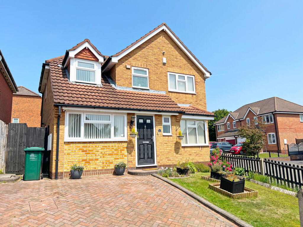 Main image of property: Hilton Close, Newhall, Swadlincote, DE11 0PE
