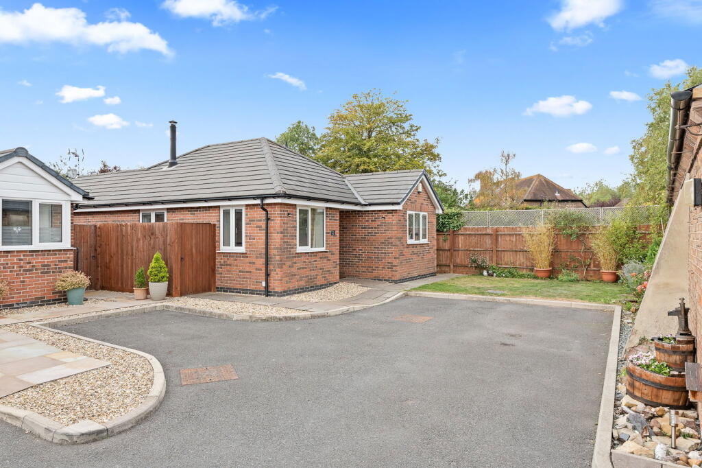 Main image of property: Hind Close, Kinoulton, Nottinghamshire, NG12 3UN