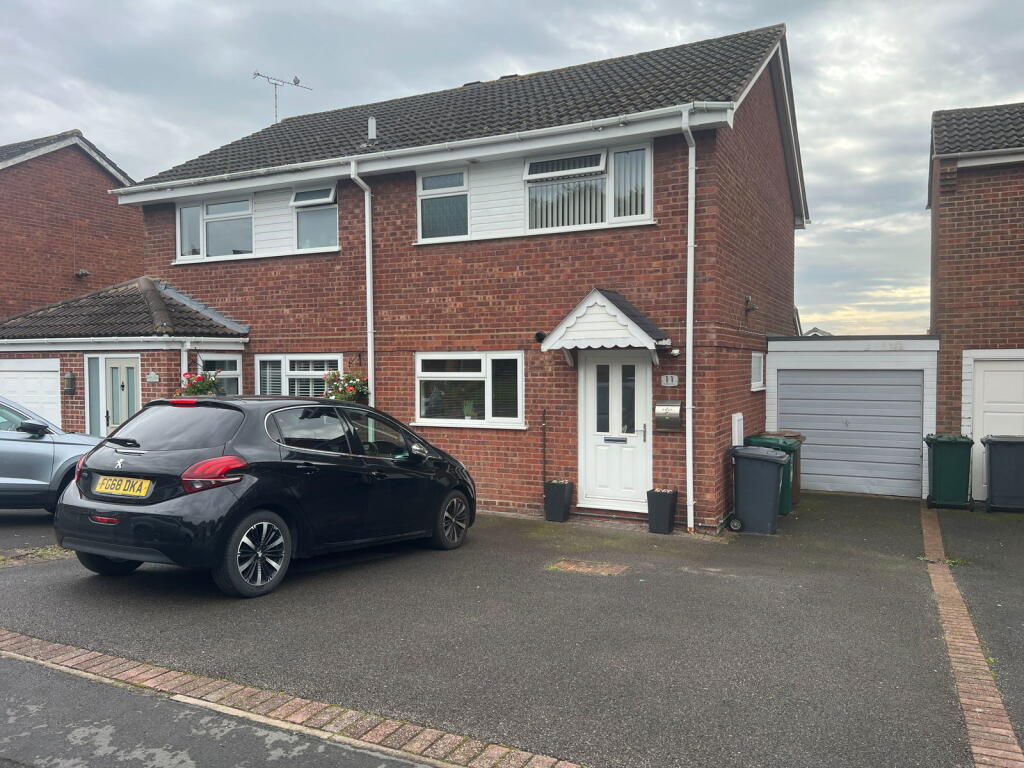 Main image of property: Masefield Avenue, Midway, Swadlincote, Derbyshire, DE11 0HJ