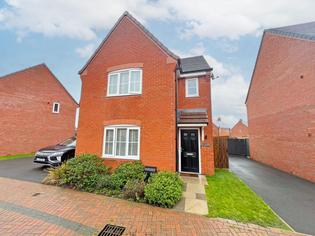 Main image of property: Copper Drive, Burbage, Hinckley, Leicestershire, LE10 2UN