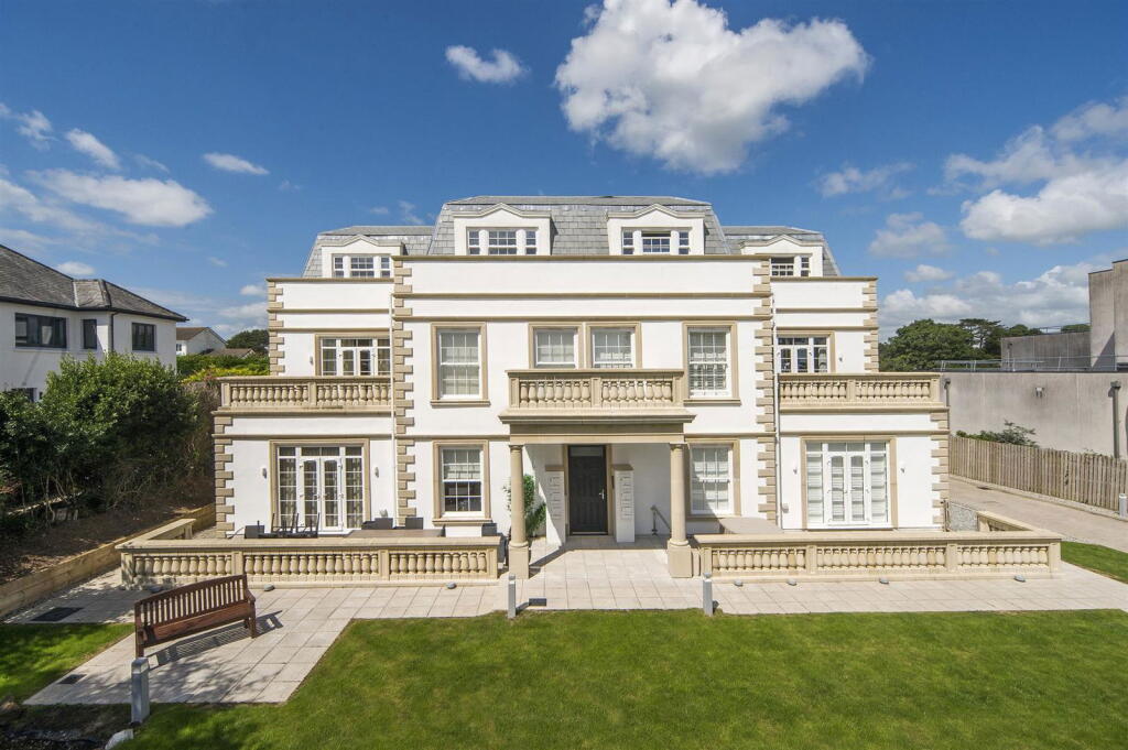 Main image of property: Trenarren House, Carlyon Bay
