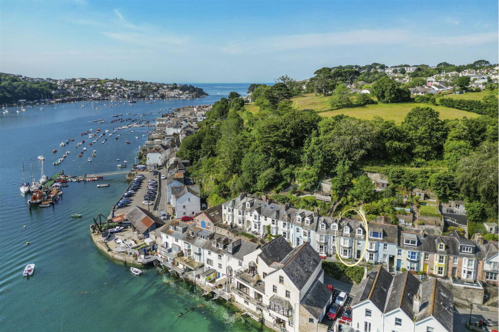 Main image of property: Passage Street, Fowey