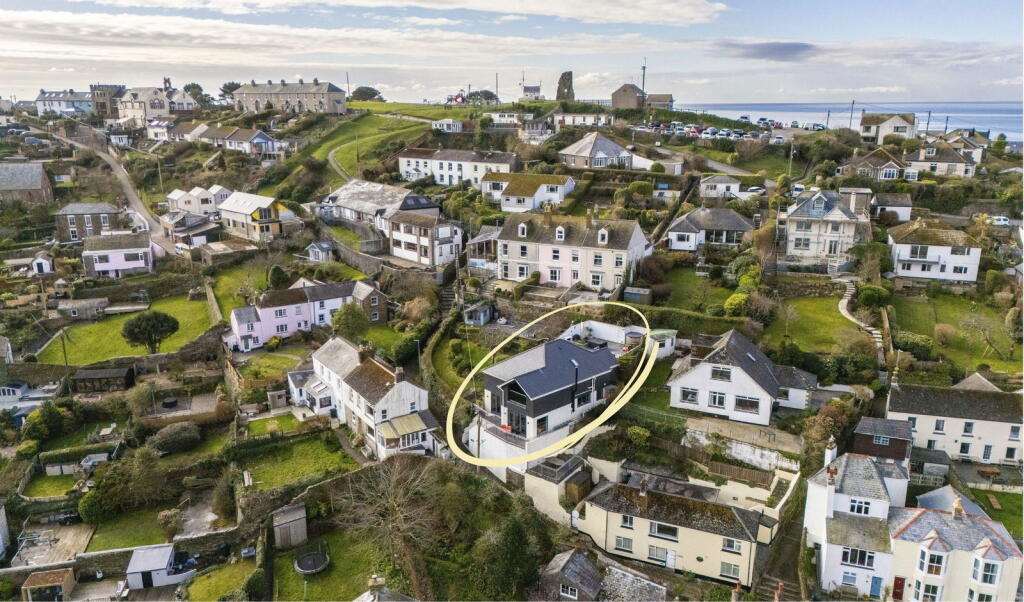 Main image of property: Tinkers Hill, Polruan