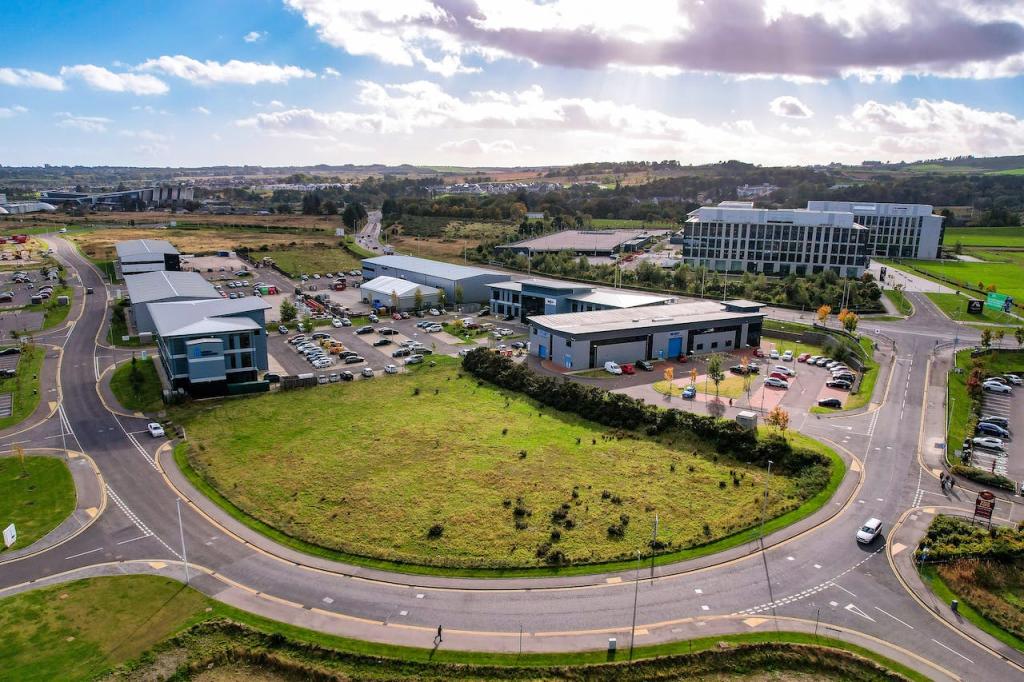 Additional property image - ABZ Business Park, Units 9A & 9B International Avenue, Aberdeen, AB21 0BH