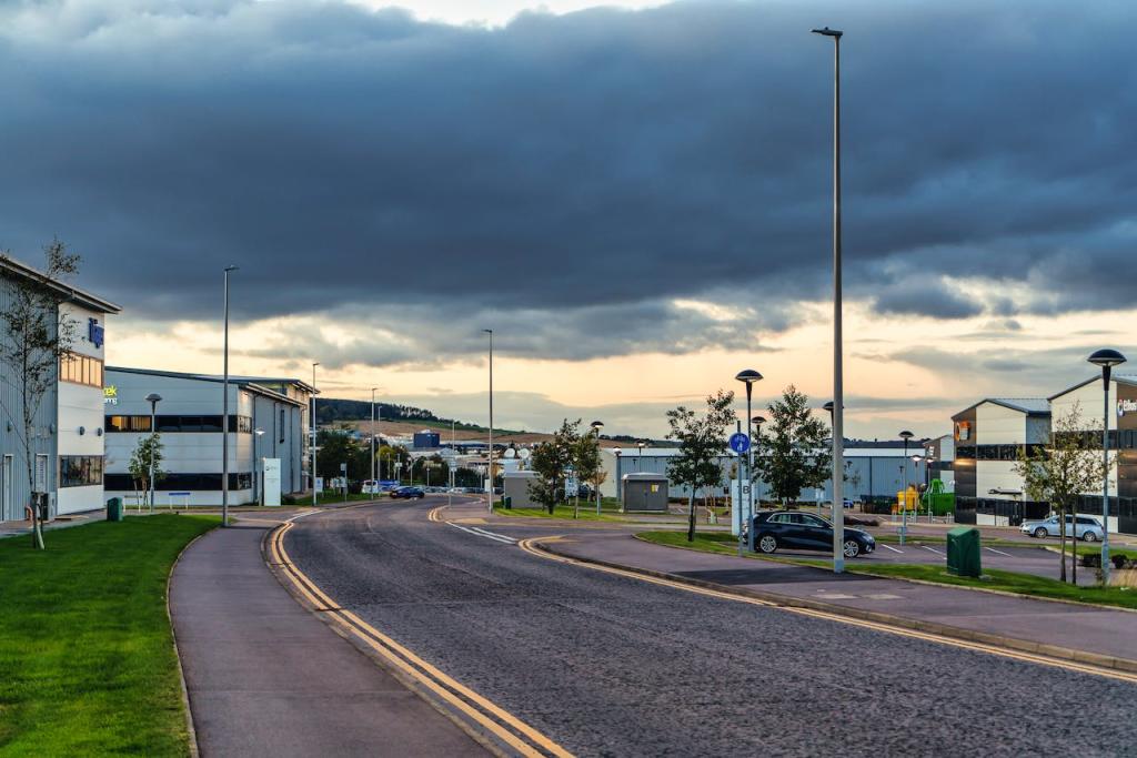Additional property image - ABZ Business Park, Units 9A & 9B International Avenue, Aberdeen, AB21 0BH