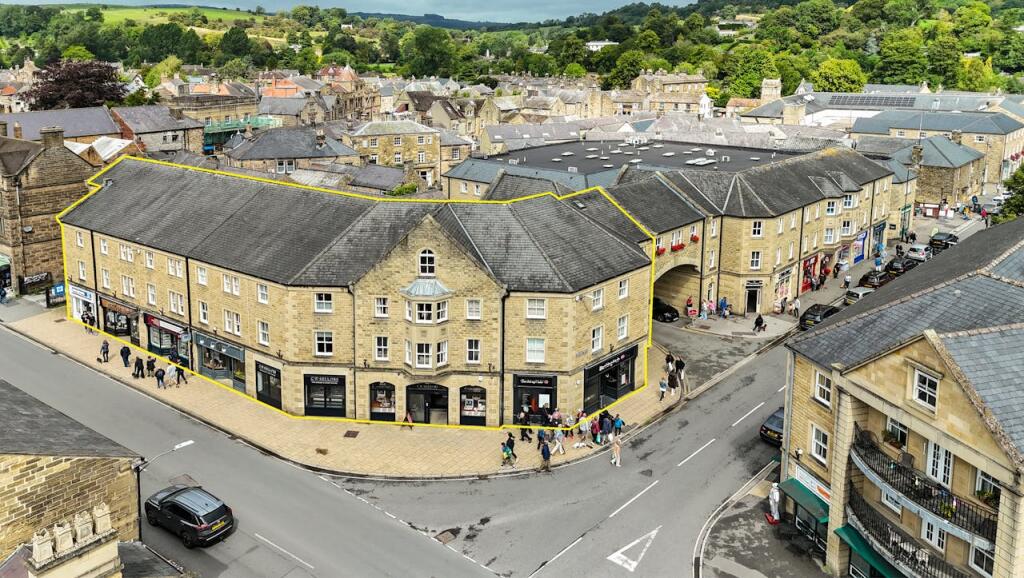 Main image of property: 6B Royal Oak Place, Bakewell, DE45 1ES