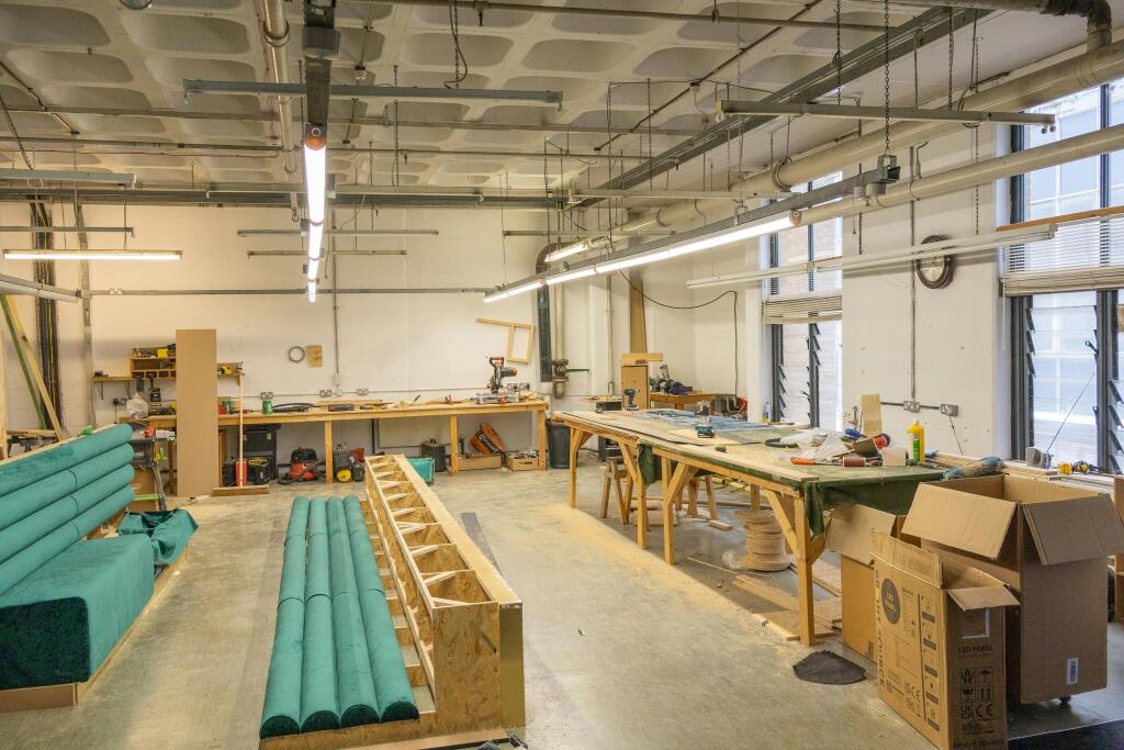 Kapital  130 of 144.jpg