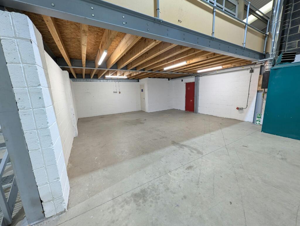 Denham Court Brunel Drive Newark 21.jpg