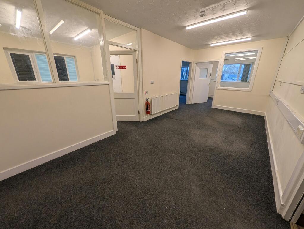 Denham Court Brunel Drive Newark 33.jpg