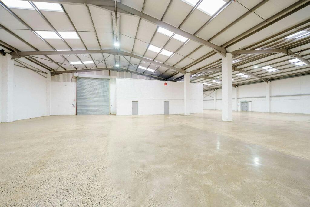 EDIT_ 12LonfordRoadIndustrialEstate15Final8001920x1280.jpg