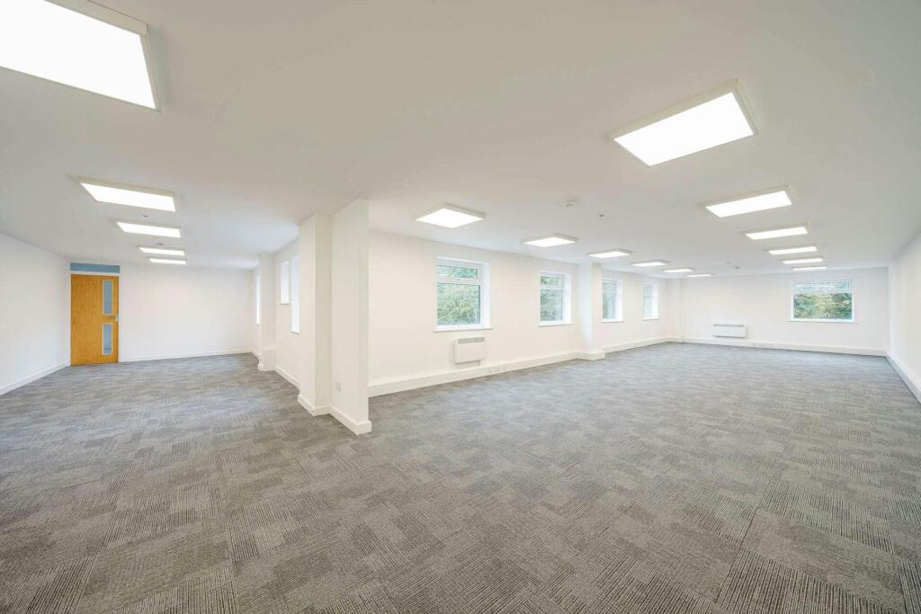 EDIT_ 12LonfordRoadIndustrialEstate19Final8001920x1280.jpg