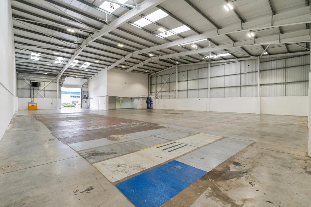 97530_Unit 6 The IO Centre Spitfire Close 30.jpg