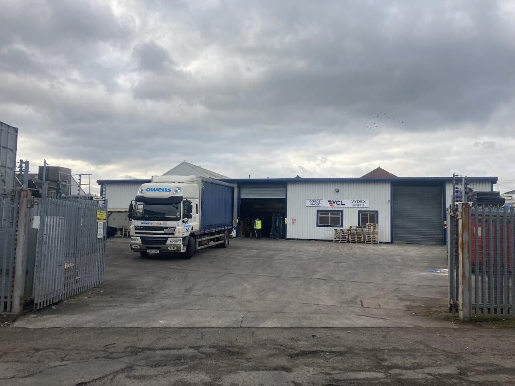 Light industrial facility for sale in Ely Bridge Industrial Estate ...