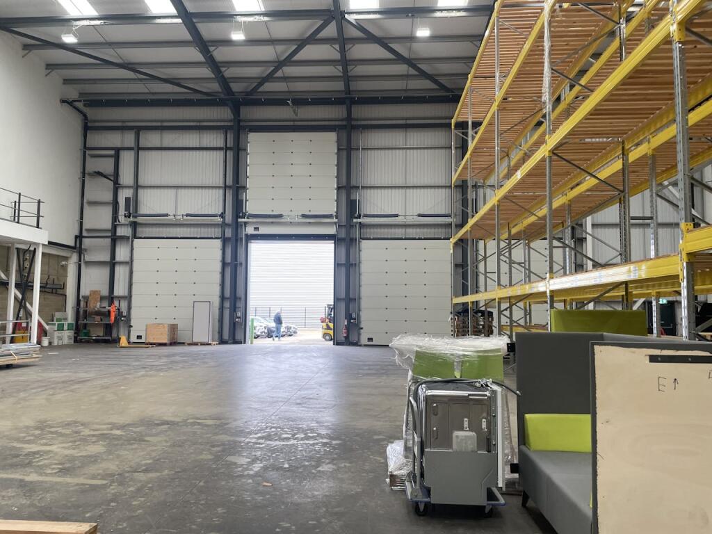 Additional property image - 300 Buckingway Business Park, Anderson Road, Cambridge, CB24 4UQ