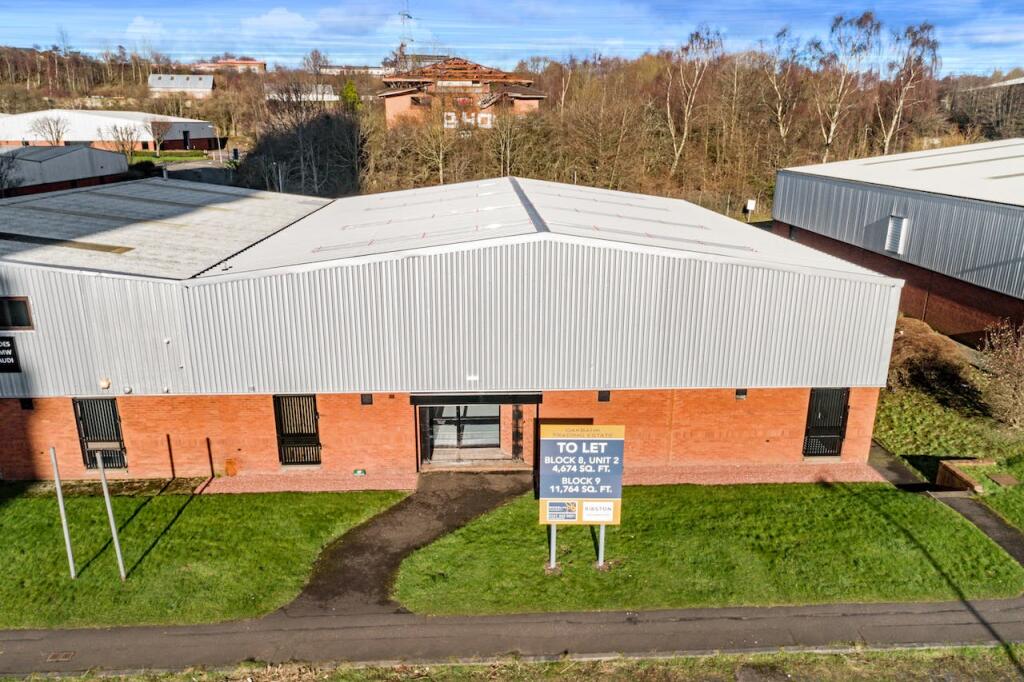 Light Industrial Facility To Lease In Block 8 Unit 2 Oakbank Trading Estate, Garscube Road ...