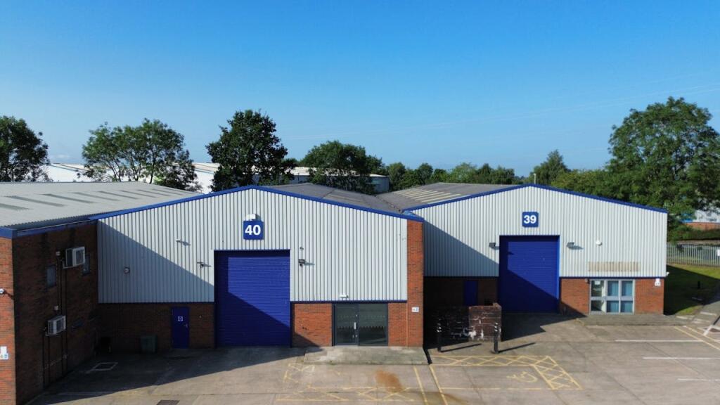 Main image of property: Unit 39, Stakehill Industrial Estate, Manchester, M24 2RW
