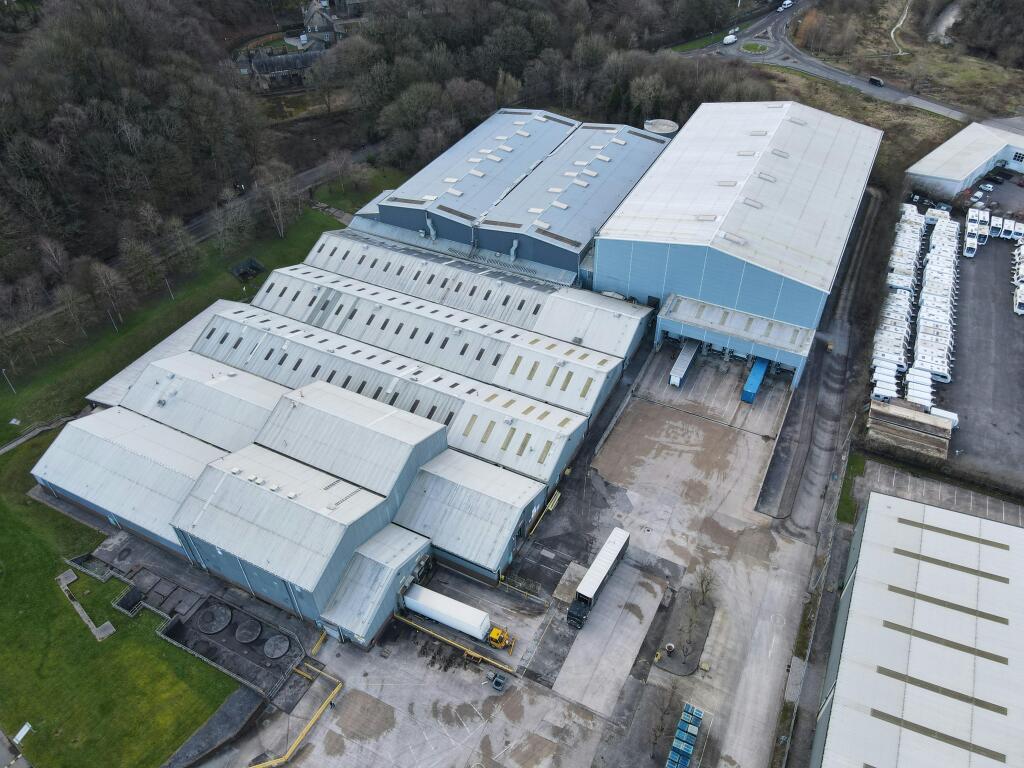 Waterside Hadfield  Image 3.JPG