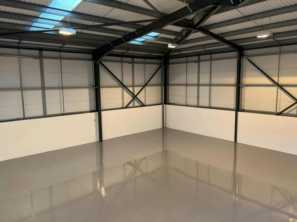 Venture Pont Image8.jpg