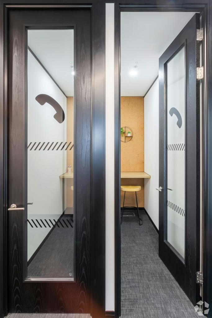 InteriorPhoto  20201028T .jpg