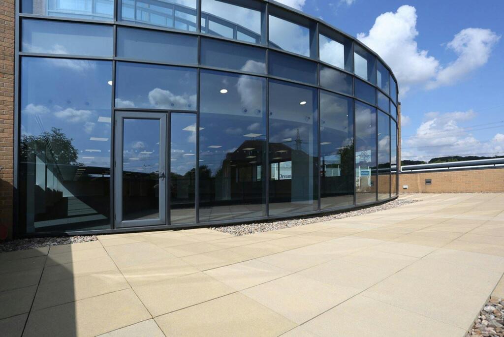 Seacourt Tower Offices_ West Way_ Botley_ Oxford  September 2021 _25__Photo_6_large.jpg