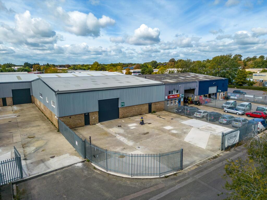 Unit 6 Witan Park External v 2.jpg