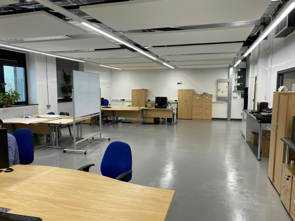 front suite interior 2.jpg