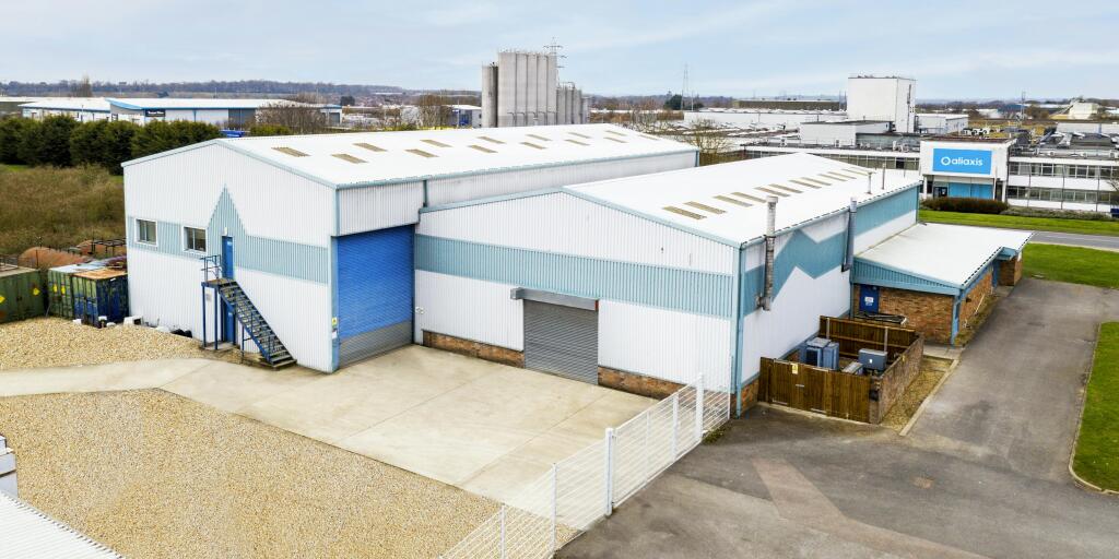 EDIT_20210307mileway redwongs 07.jpg