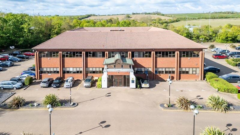 C4_AE_12148217_ _4 2.jpg