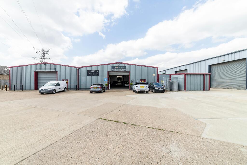 Alma Trade Park  Grantham83.jpg