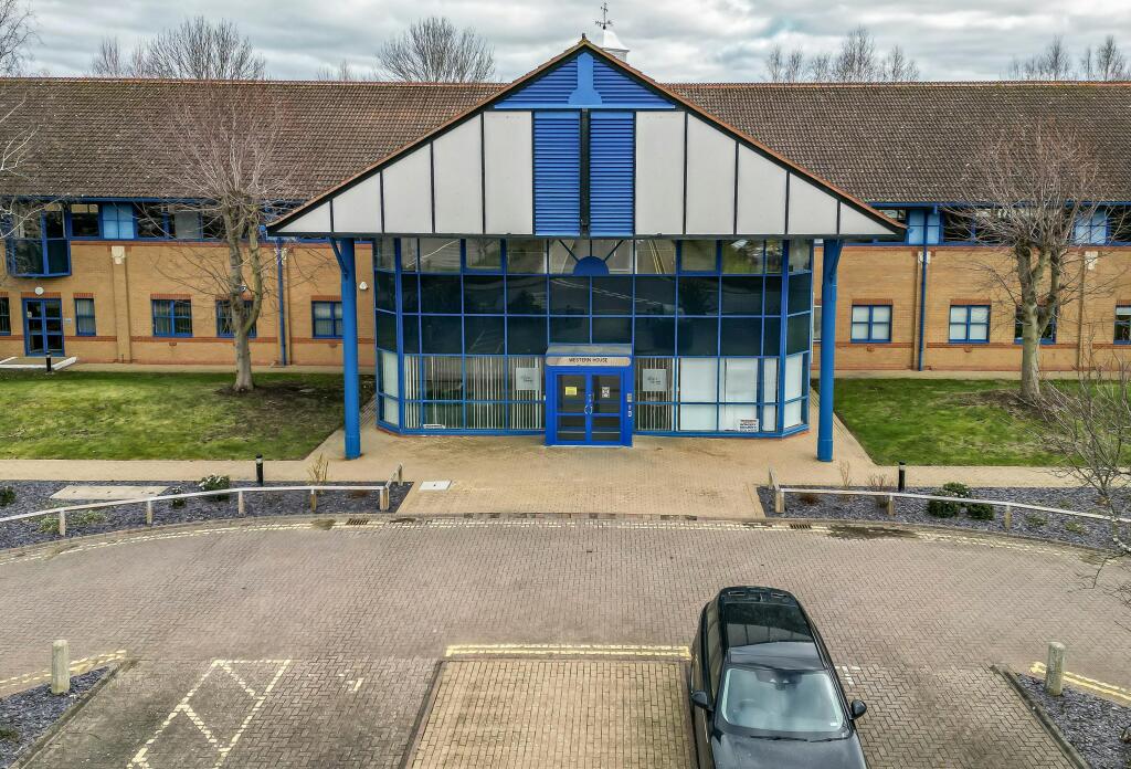 Western House 002.jpg