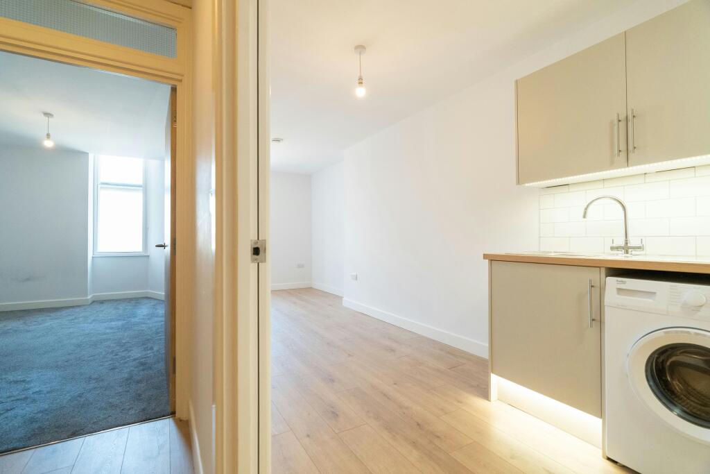 33 Westage Peterborough 024.jpg