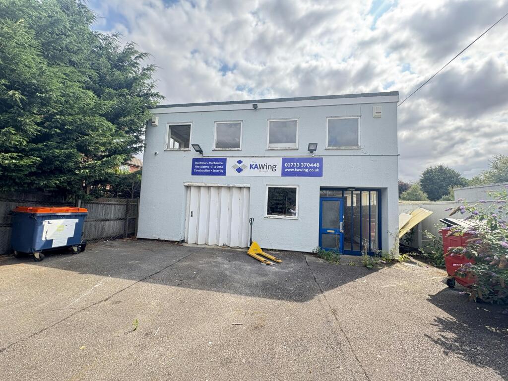 Main image of property: 1 Grove Street, Woodston, Peterborough, PE2 9AG