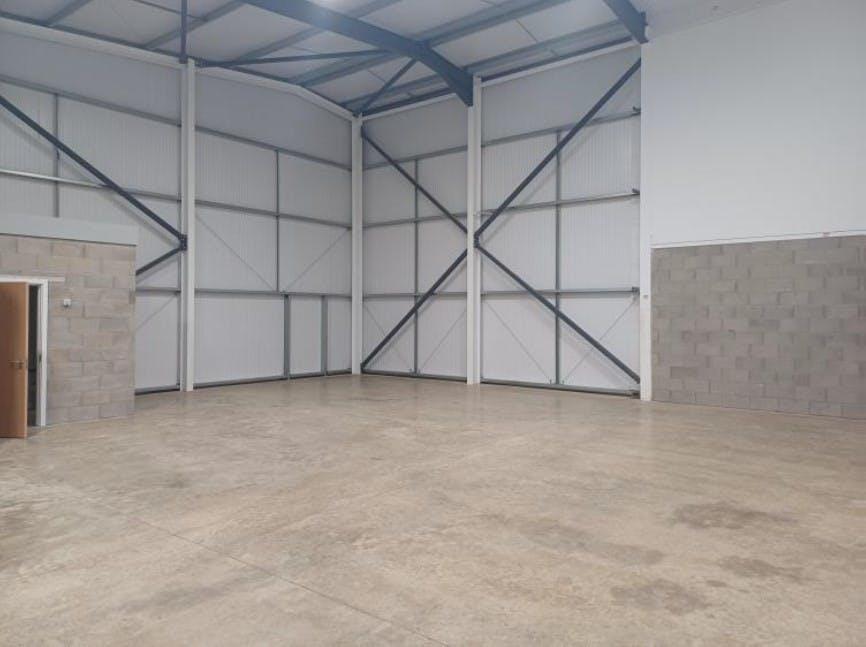 Interior 12 Trent Way.jpg